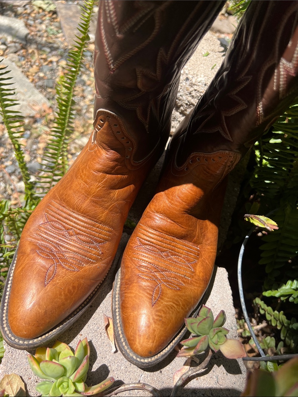 Vintage! Hondo men’s Tan & Dark Brown Western Cowboy Boots full grain leather - Picture 8 of 14